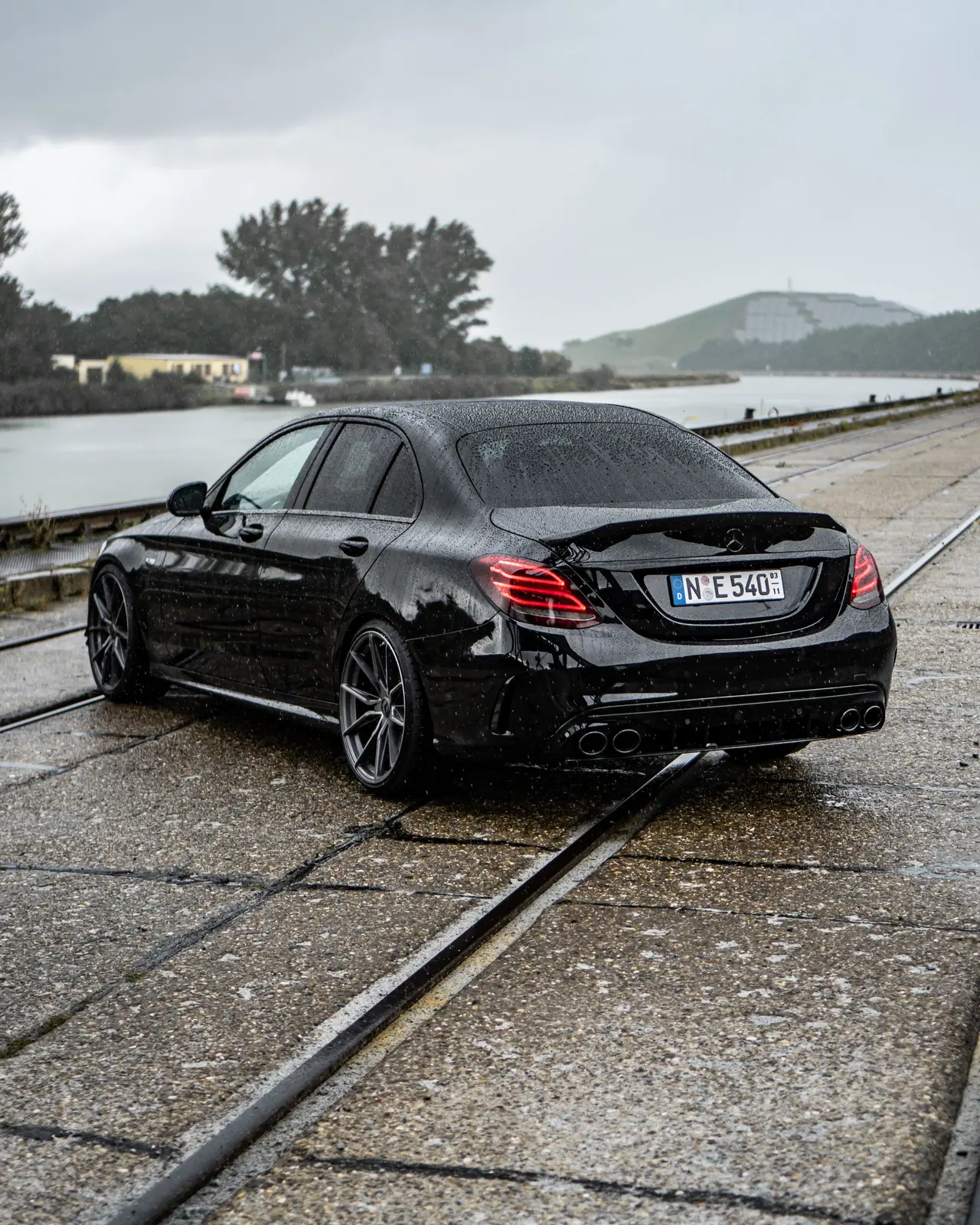 2019 Mercedes-AMG C43 第 1 張