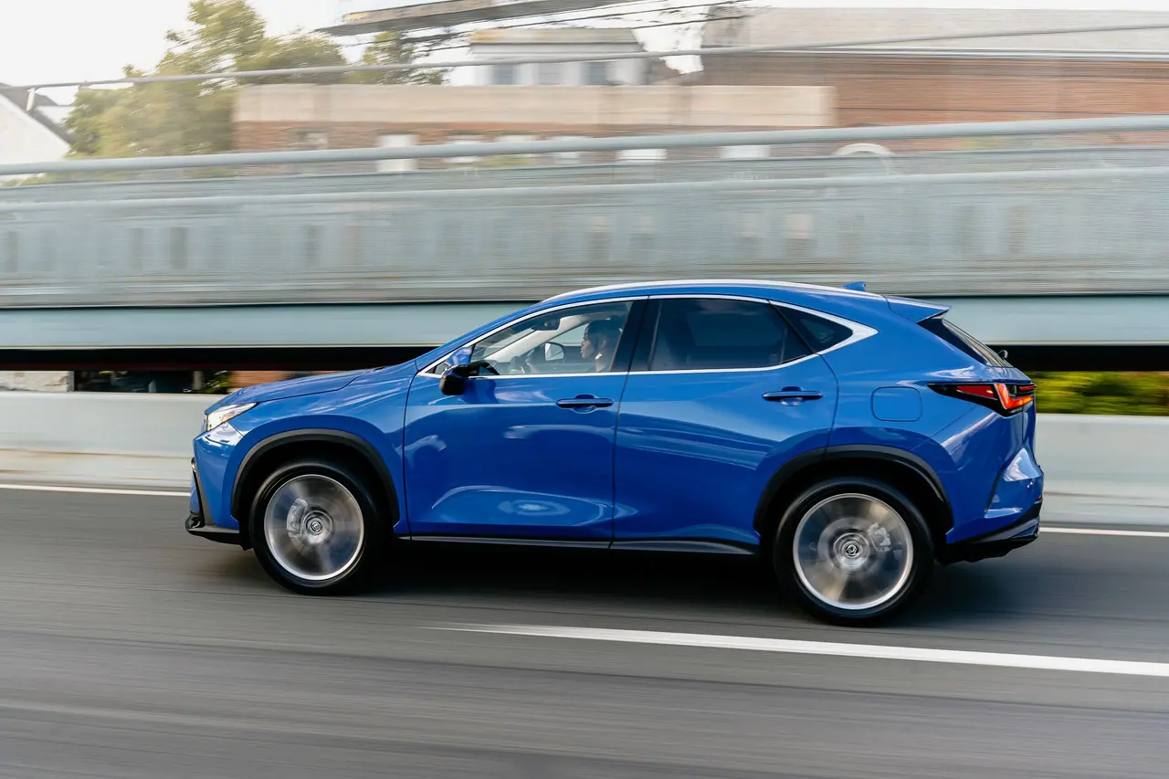 2022 Lexus NX 350h 第 3 張